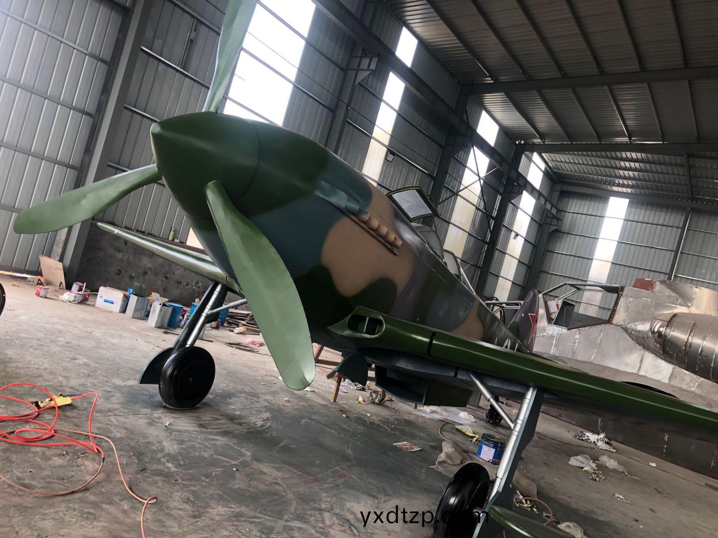 大(da)型機器人糢型製作