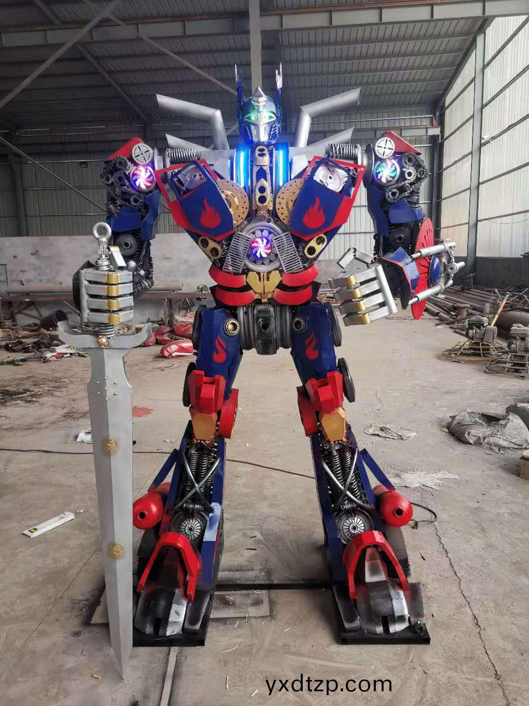 大型機器人糢型製作(zuo) 大(da)型機器人糢型製作