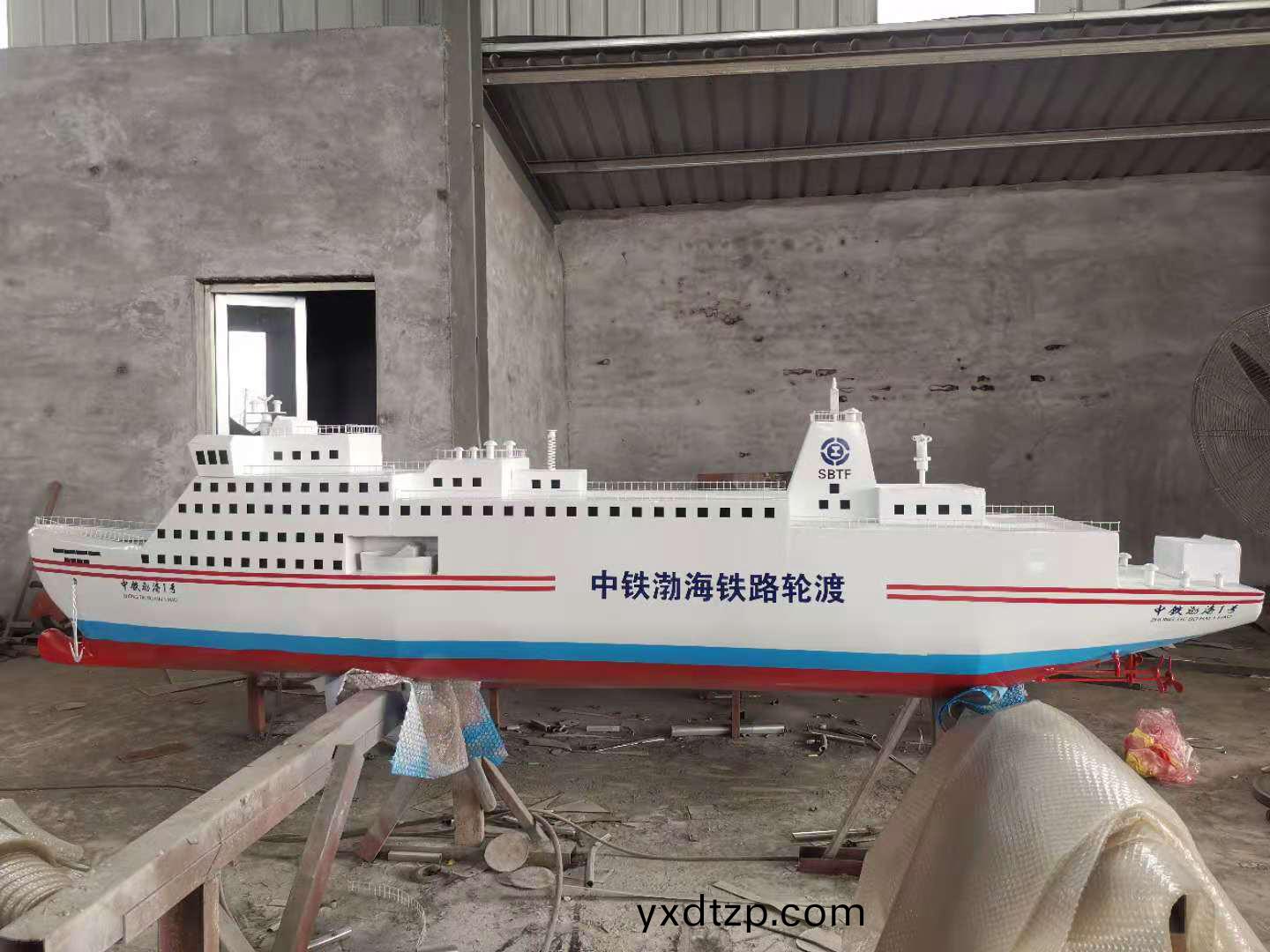 大型坦(tan)尅糢型